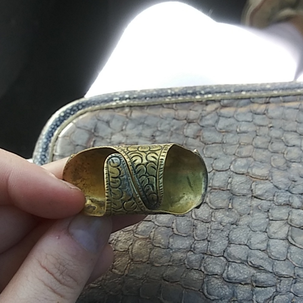 VINTAGE ADJUSTABLE RINGS - Picture 3 of 5